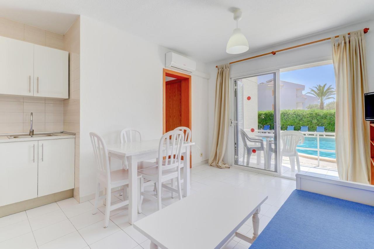 Apartamentos Llevant Port de Pollença Eksteriør bilde