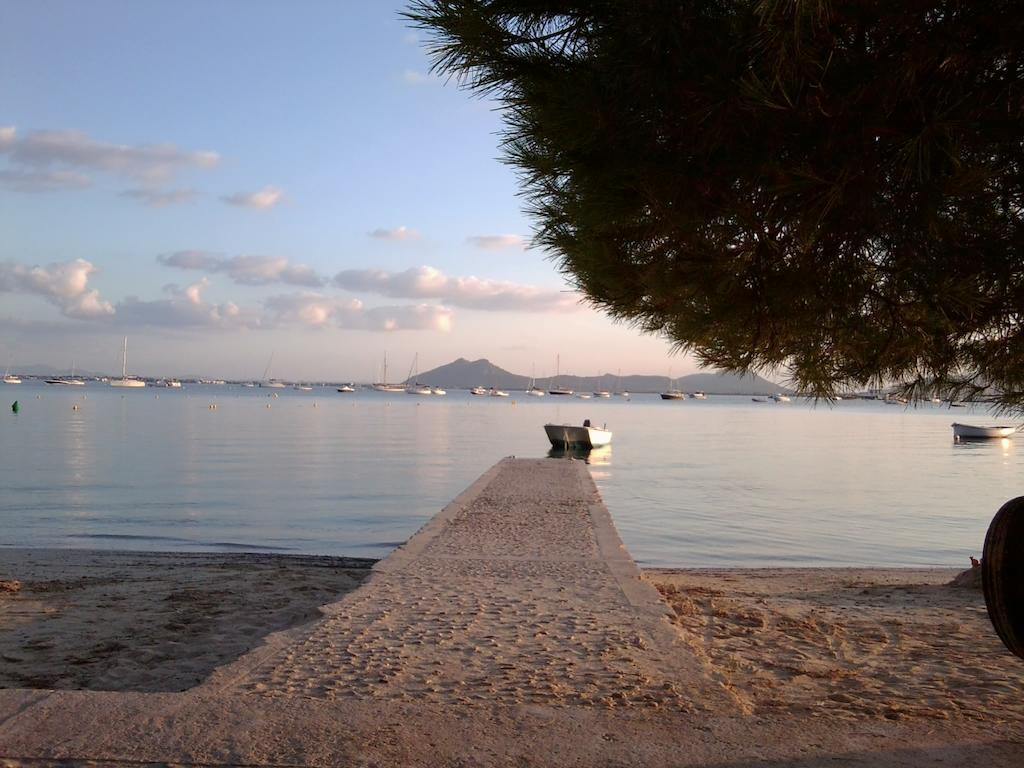 Apartamentos Llevant Port de Pollença Eksteriør bilde